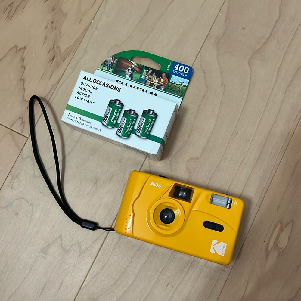 KODAK M35 35mm Reusable Film Camera - Yellow